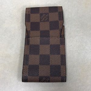 💯 authentic DE cosmetic/cigarette pouch